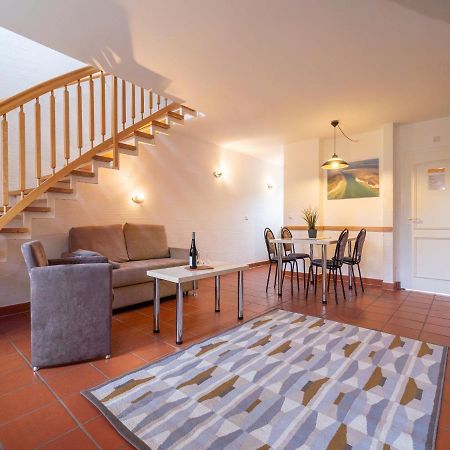 Feriendorf Rugana - Budget Appartement Mit 2 Schlafzimmern Und Terrasse A26 德兰斯克 外观 照片